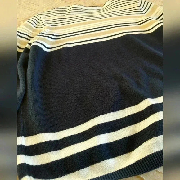 alfred dunner Sweater, Navy, Ivory, & Tan w/Silver Stars, Small - Picture 8 of 11